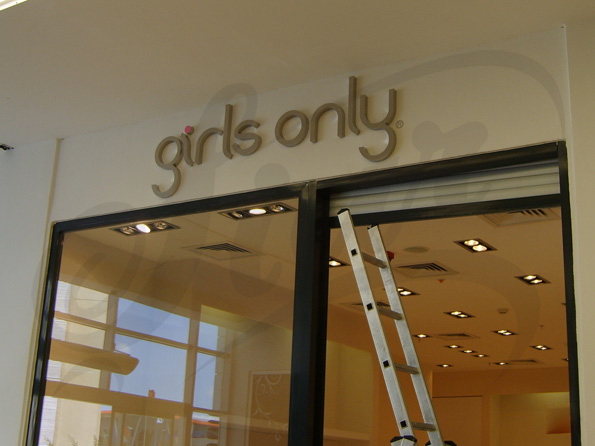 girls-only-2
